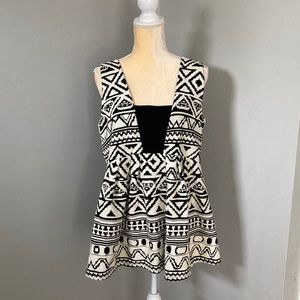 Pea in the Pod Maternity Sleeveless Top